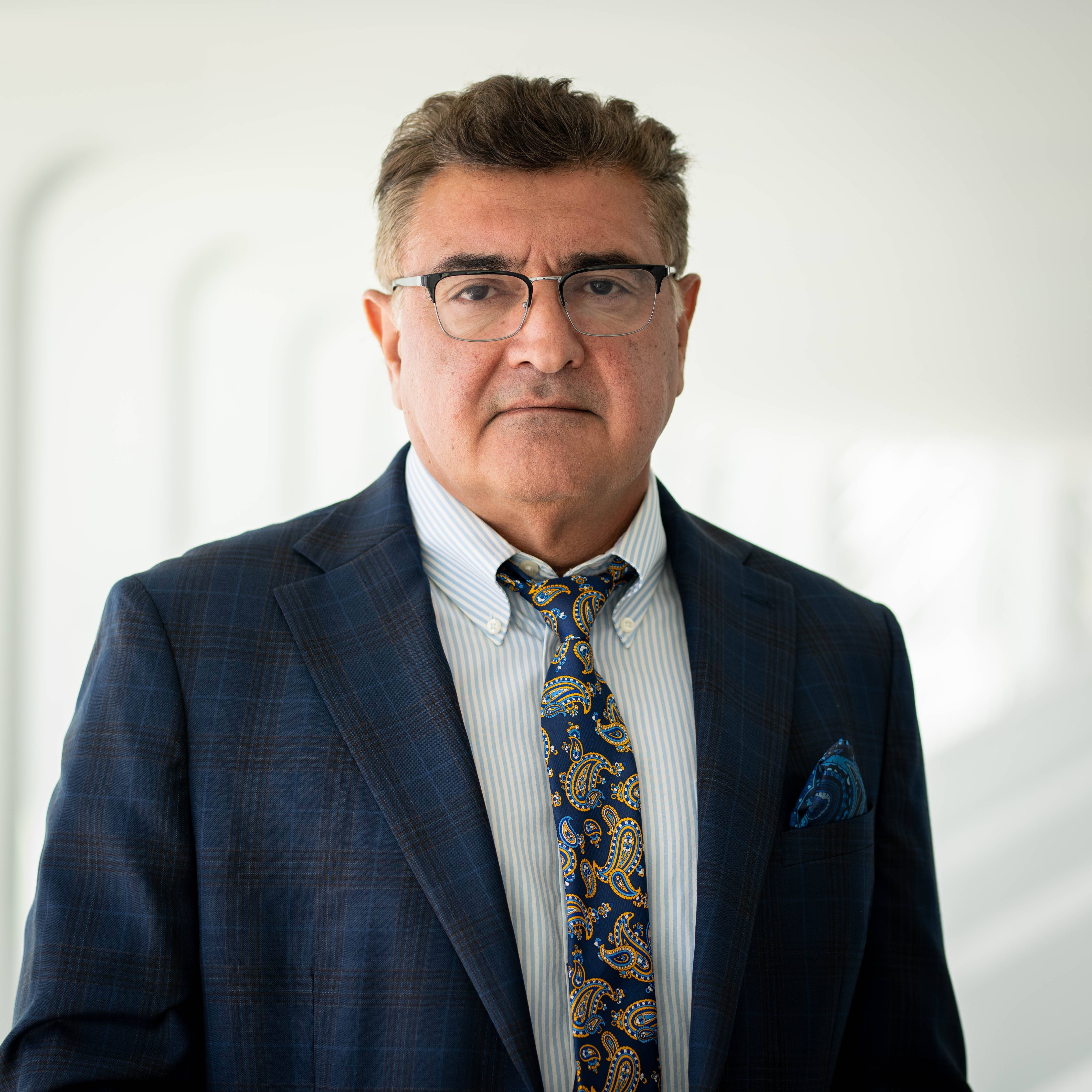 Dr. Shahram Taj | Professor