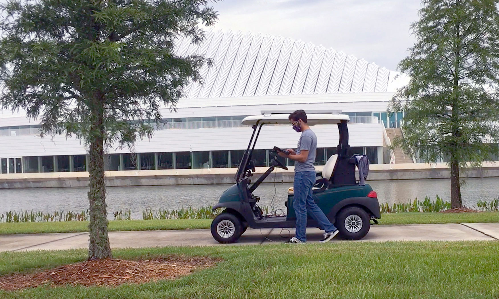 Autonomous golf cart gets rolling at Florida Poly