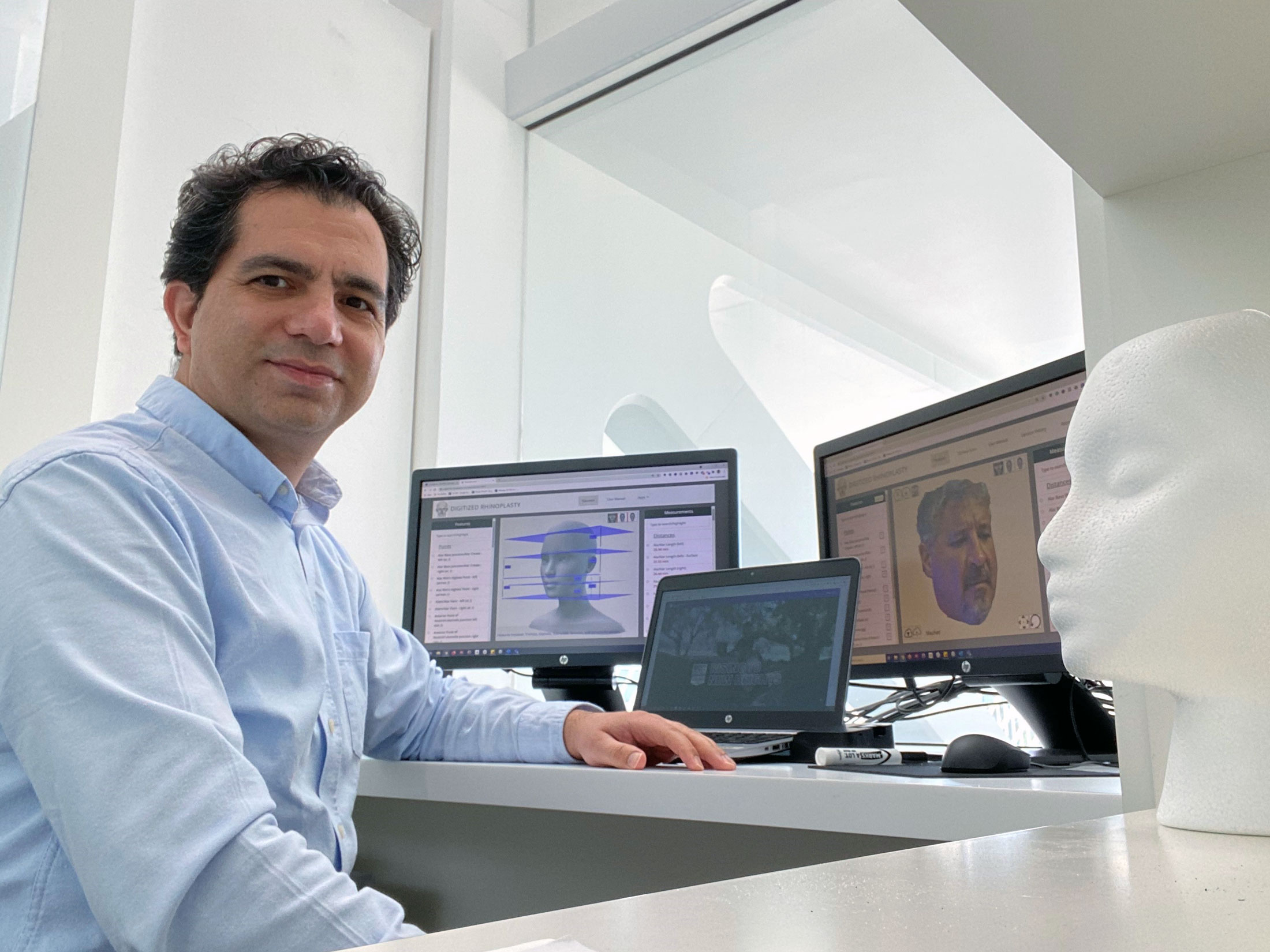 Dr. Oguzhan Topsakal is working to digitize rhinoplasty surgery.