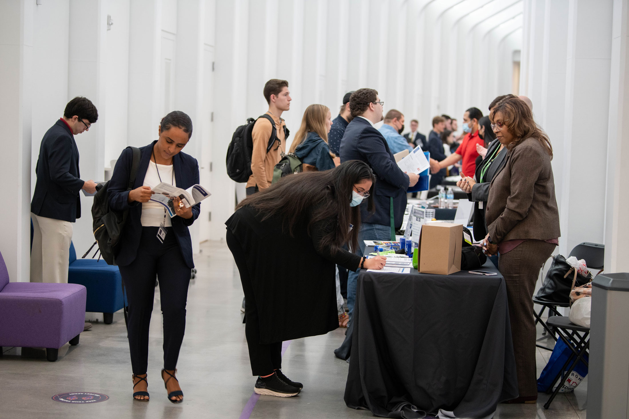 Students attend the Spring 2022 Career and Internship Fair