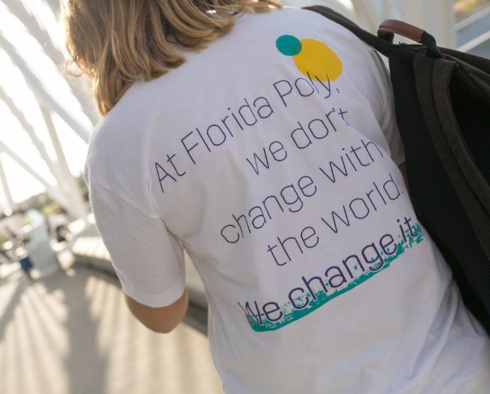 Student wearing a Florida Poly tshirt.