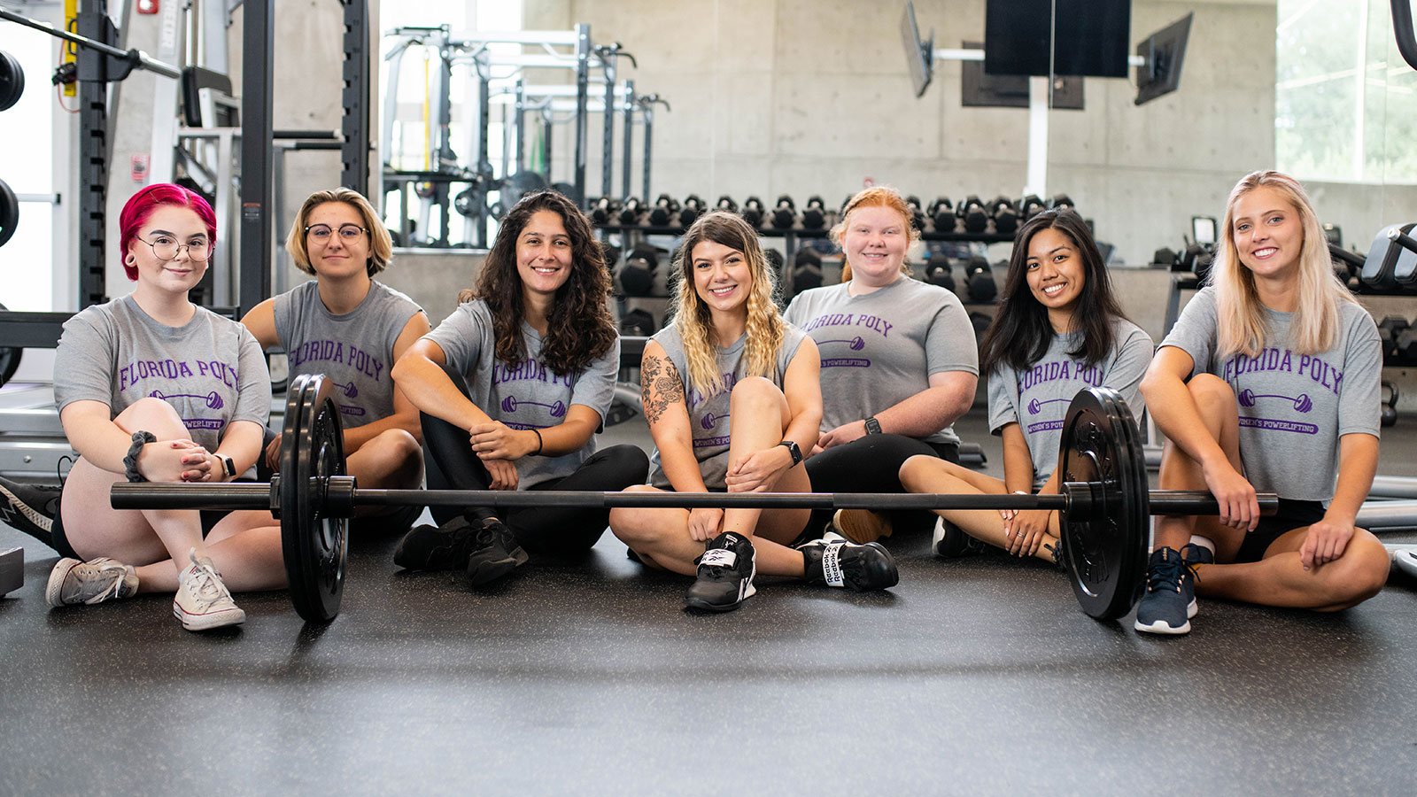 picture of womens powerlifting team